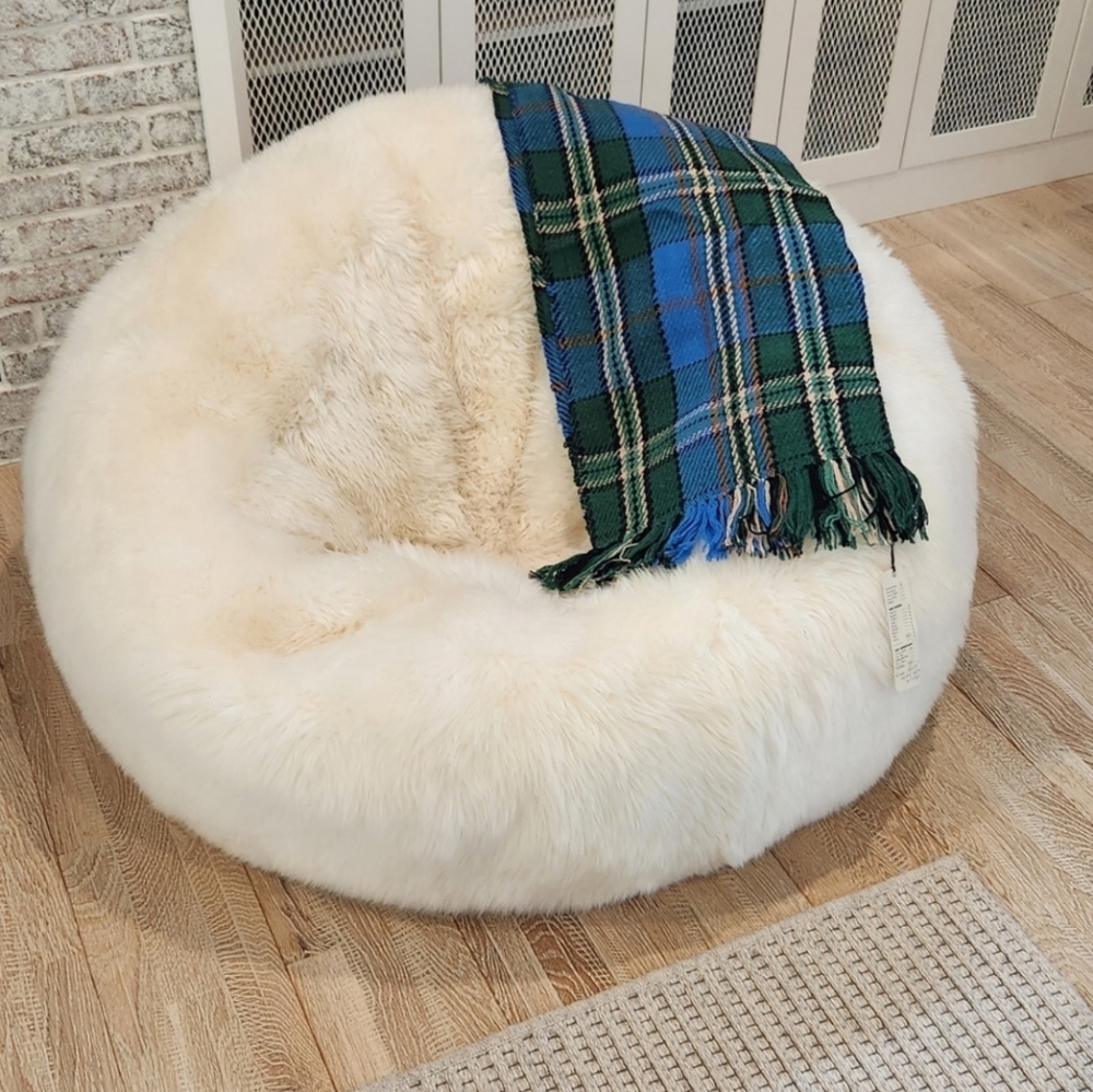 🌲 Wool throw or scarf - Picture 3 of 4